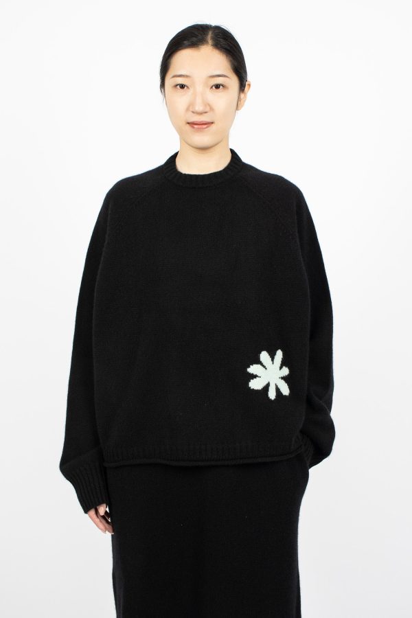 Flower Bigger Sweater Black Discount