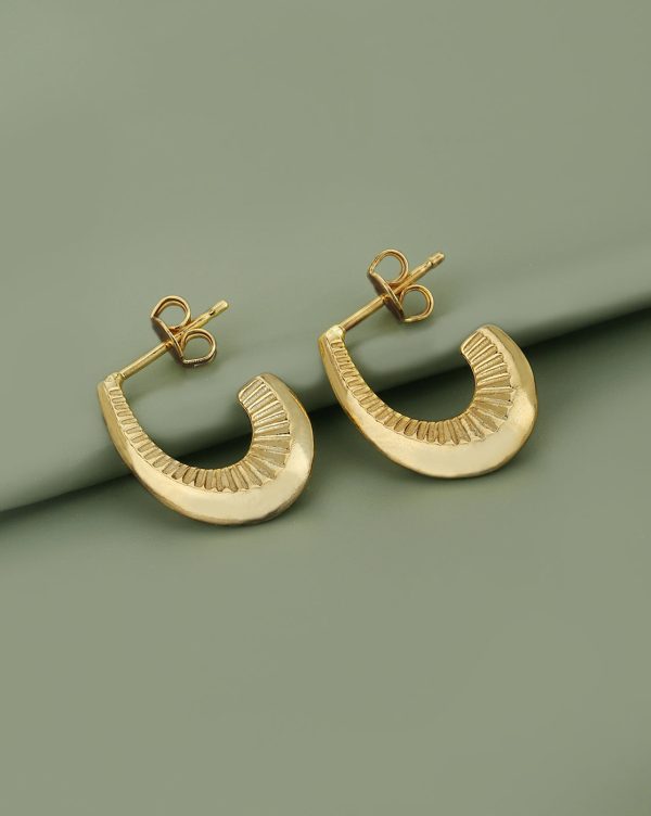 Carlton London 18Kt Gold Plated Crecent Half Hoop Earring Cheap