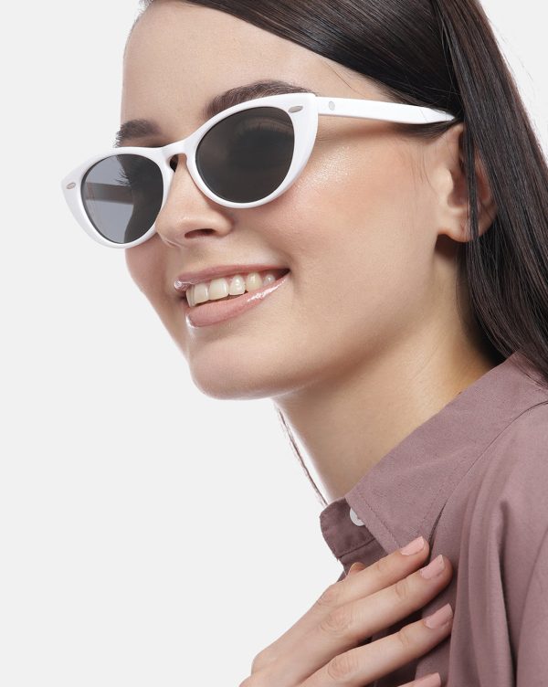 White Toned With Uv Protected Lens Cateye Sunglass For Women Online Hot Sale